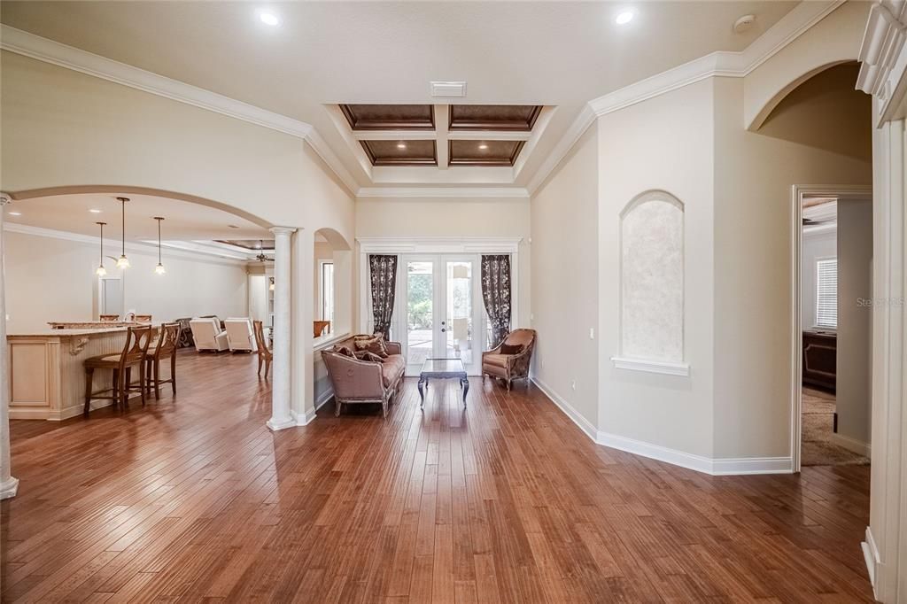 Interior, Pendant Lights, Recessed Lighting, Wood Texture Flooring