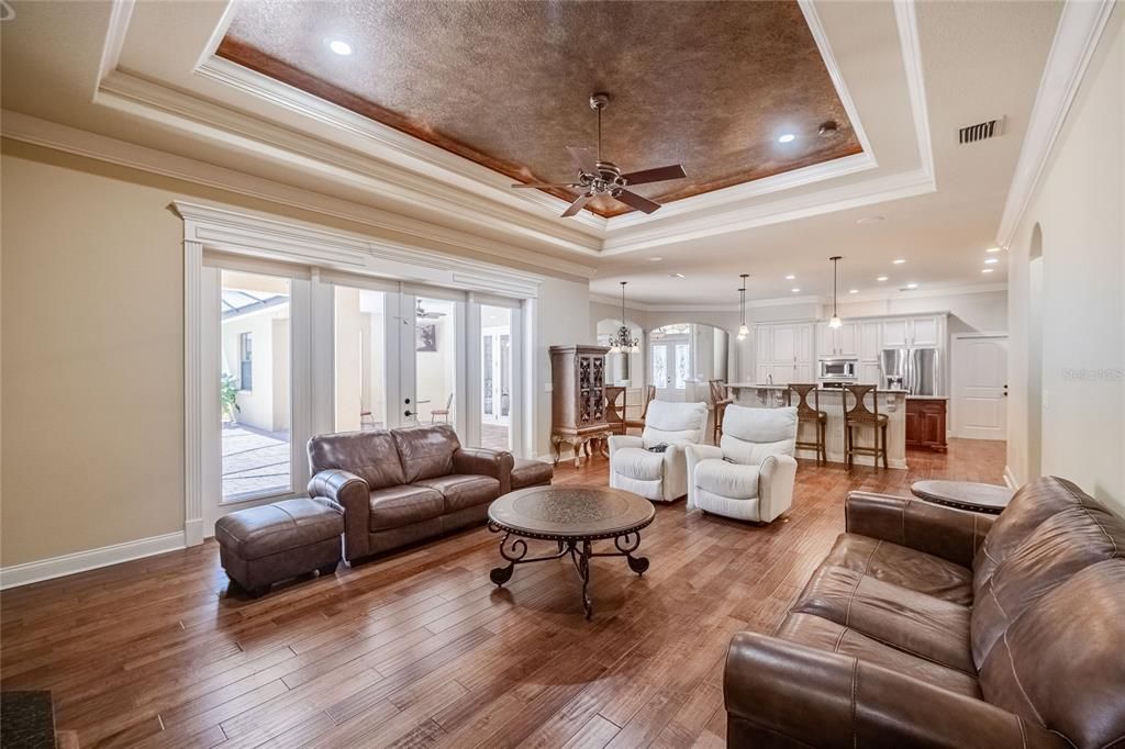 Interior, Kitchen, Living room, Pendant Lights, Recessed Lighting, Wood Texture Flooring