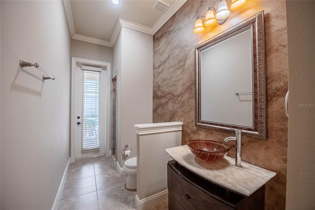 Bathroom, Interior, Recessed Lighting