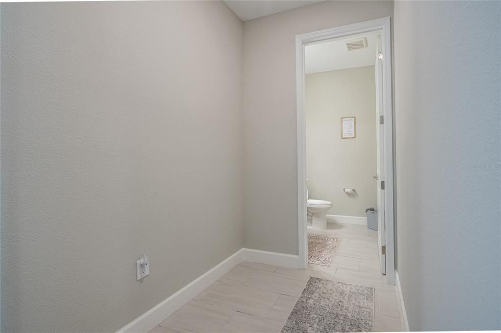 Bathroom, Interior, Marble, Recessed Lighting