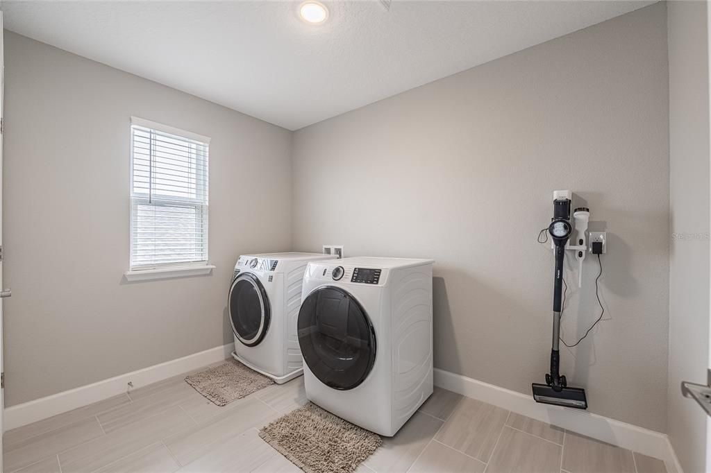 Interior, Recessed Lighting, Washer