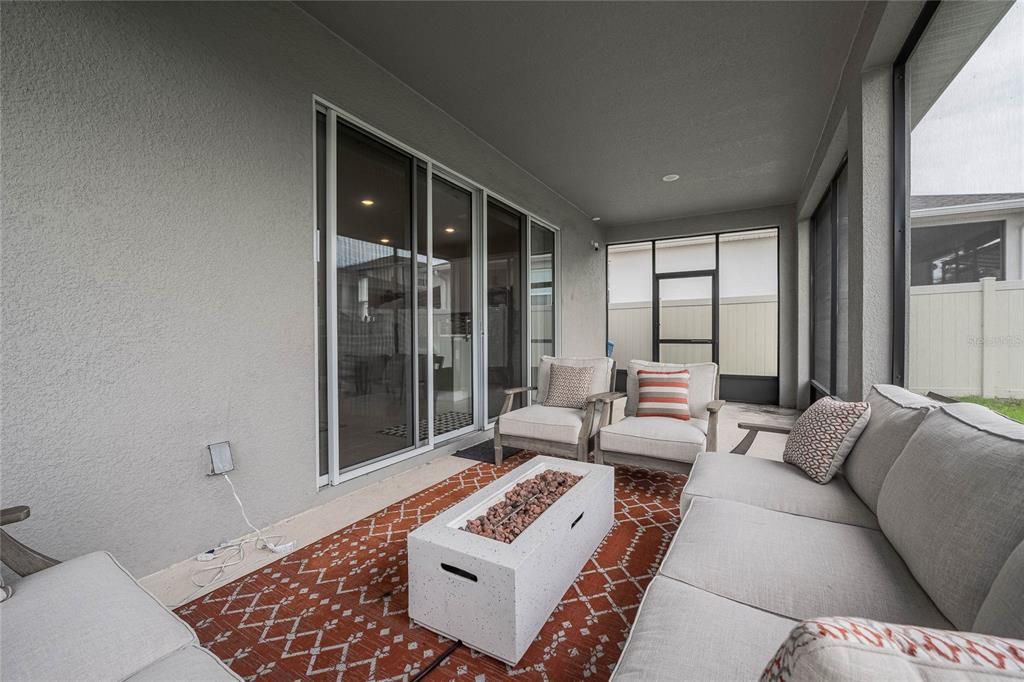 Exterior, Recessed Lighting