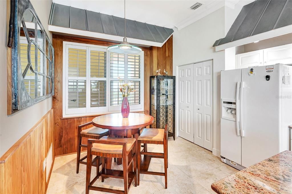 Dining room, Interior, Pendant Lights, Wooden Walls