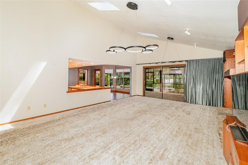 Empty room, Interior, Pendant Lights, Recessed Lighting