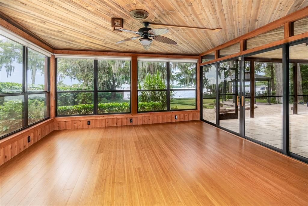 Empty room, Interior, Sun Room, Wooden Ceilings, Wood Texture Flooring