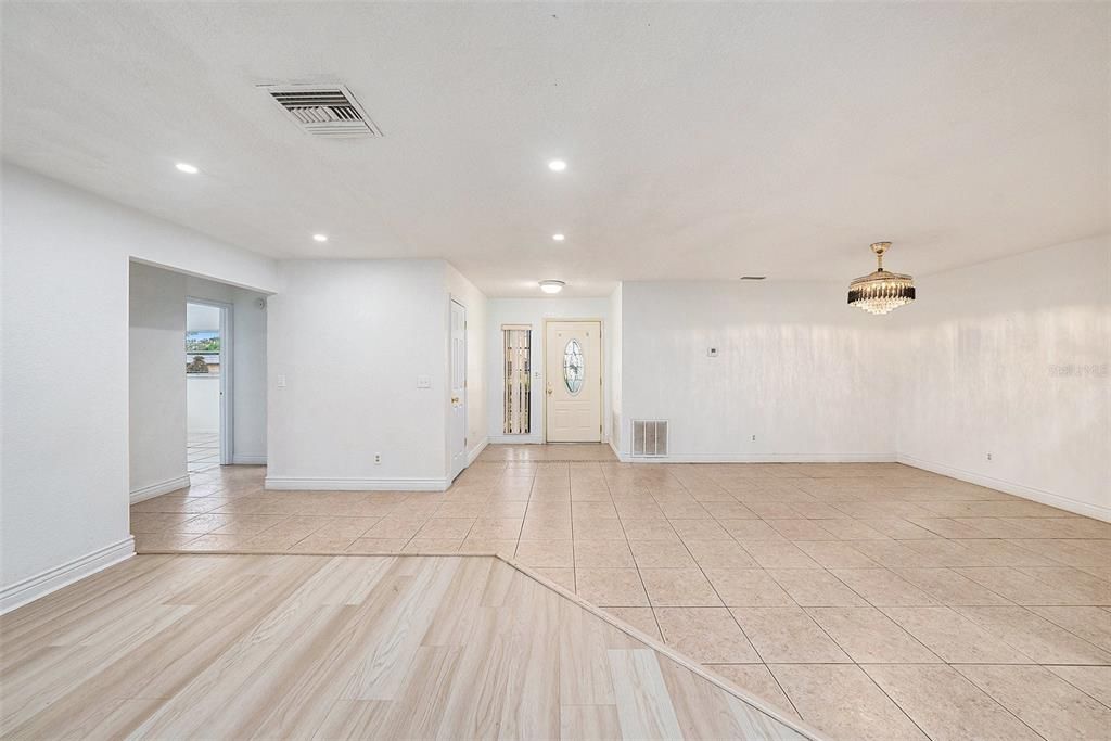 Empty room, Interior, Recessed Lighting, Wood Texture Flooring
