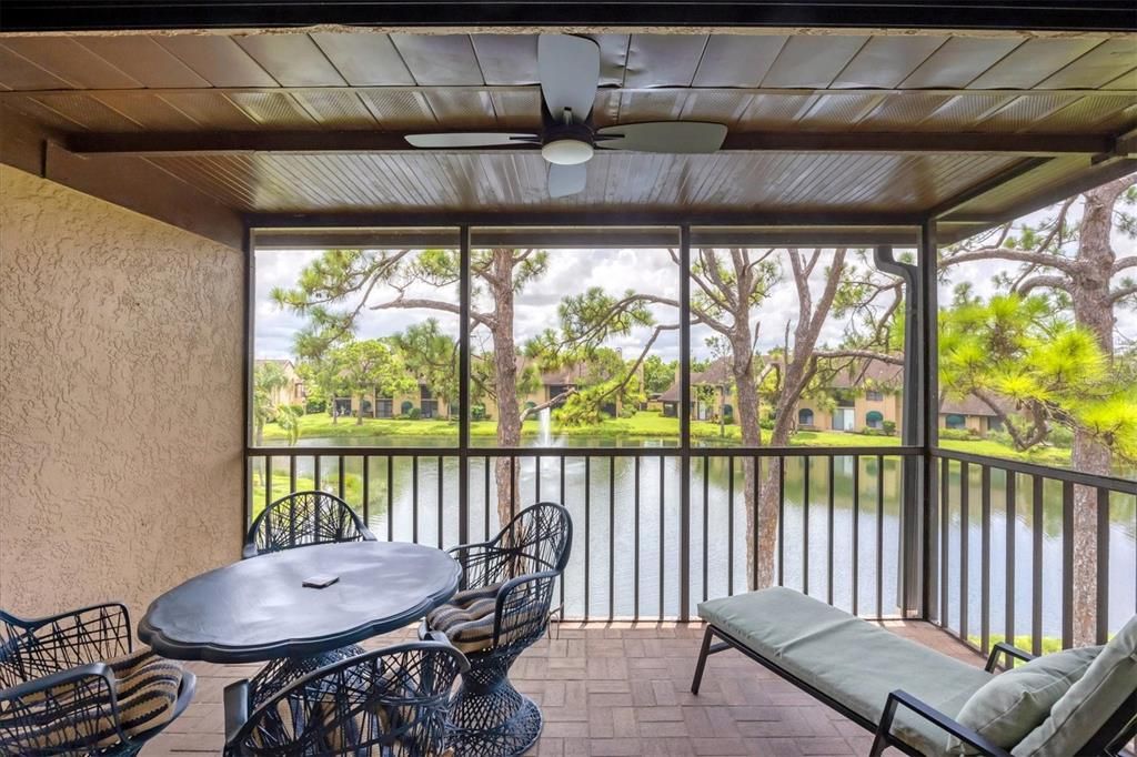 Interior, Sun Room, Water