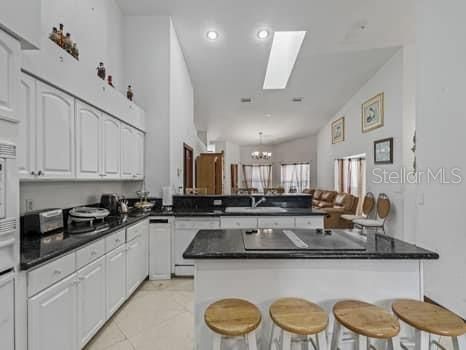 Chandelier, Interior, Kitchen, Marble, Recessed Lighting