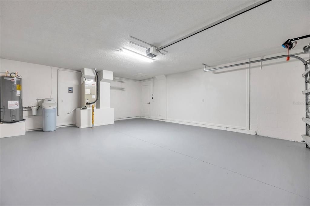 Garage, Interior, Washer
