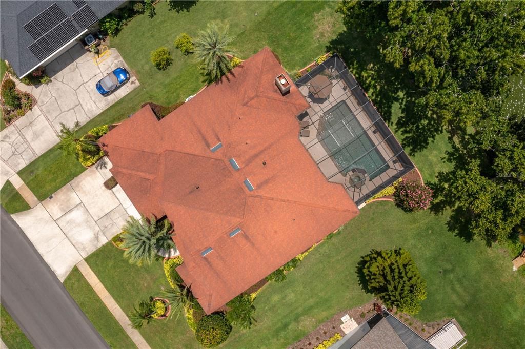Exterior, Drone
