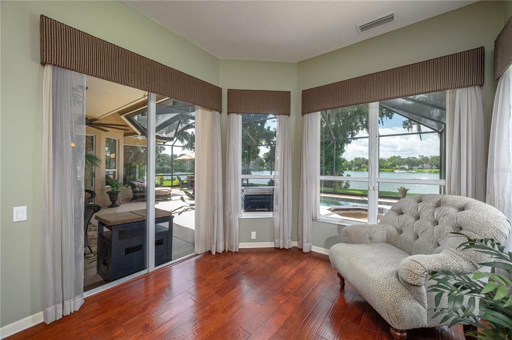 Interior, Sun Room, Water, Wood Texture Flooring