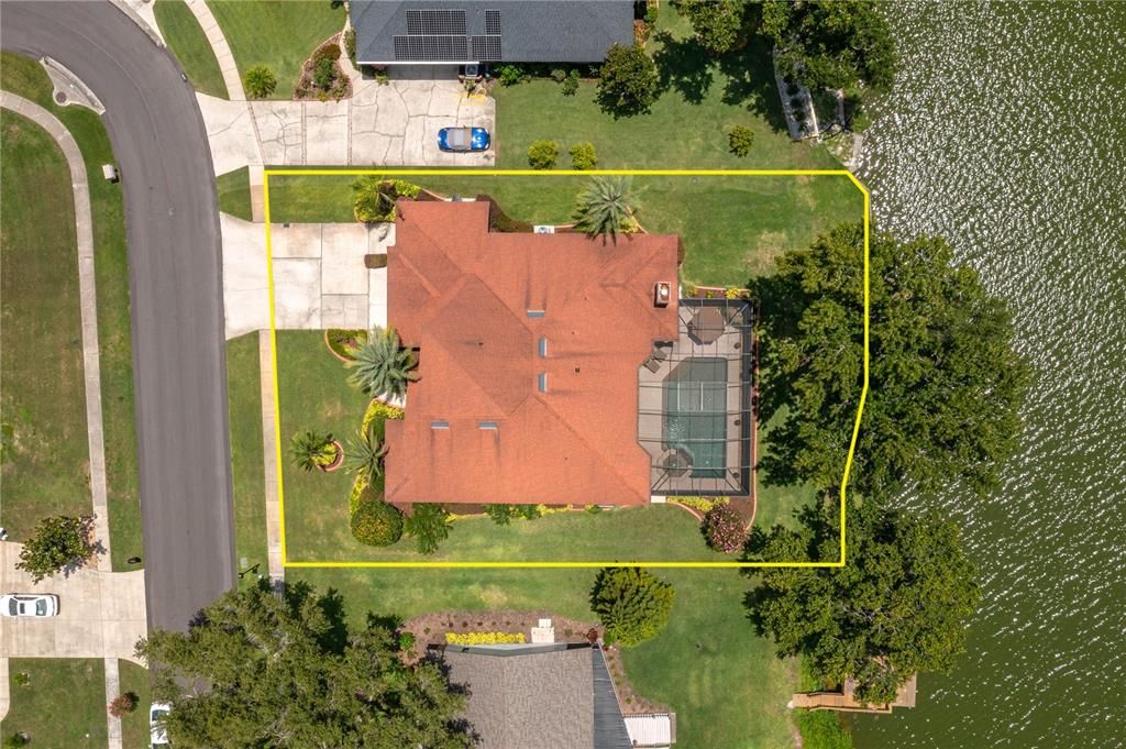 Exterior, Drone
