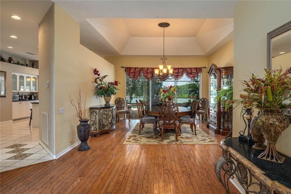 Chandelier, Dining room, Interior, Recessed Lighting, Wood Texture Flooring