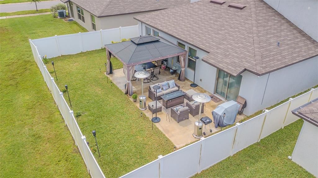 Exterior, Drone