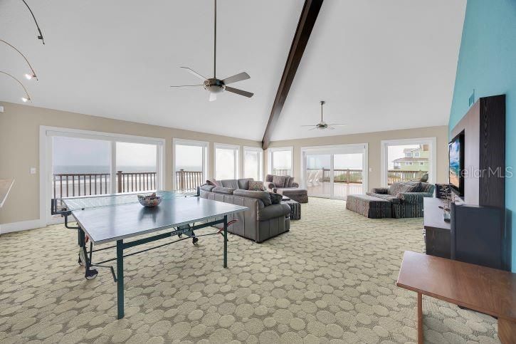 Game Room, Interior, Living room