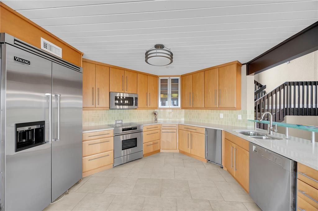Interior, Kitchen, Stainless Steel Appliances
