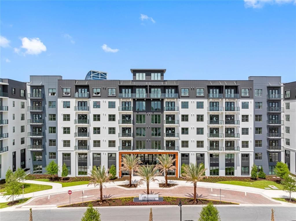 Exterior, Facade, Condo Building