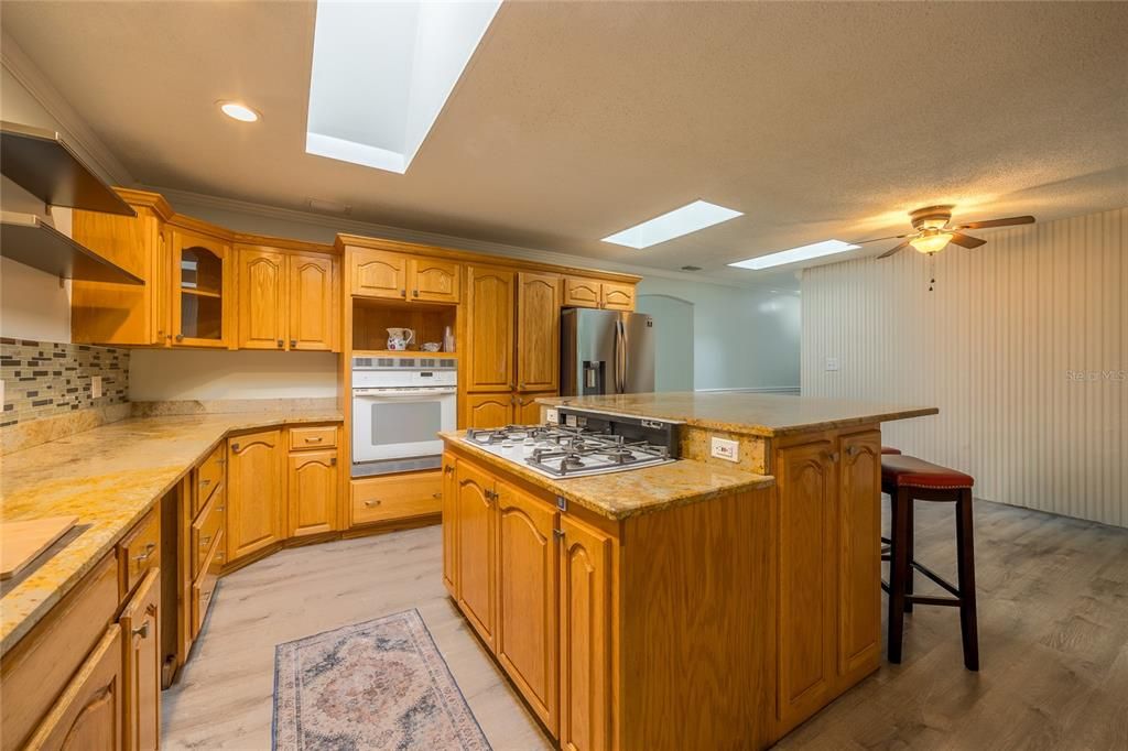 Interior, Kitchen, Recessed Lighting, Wood Texture Flooring