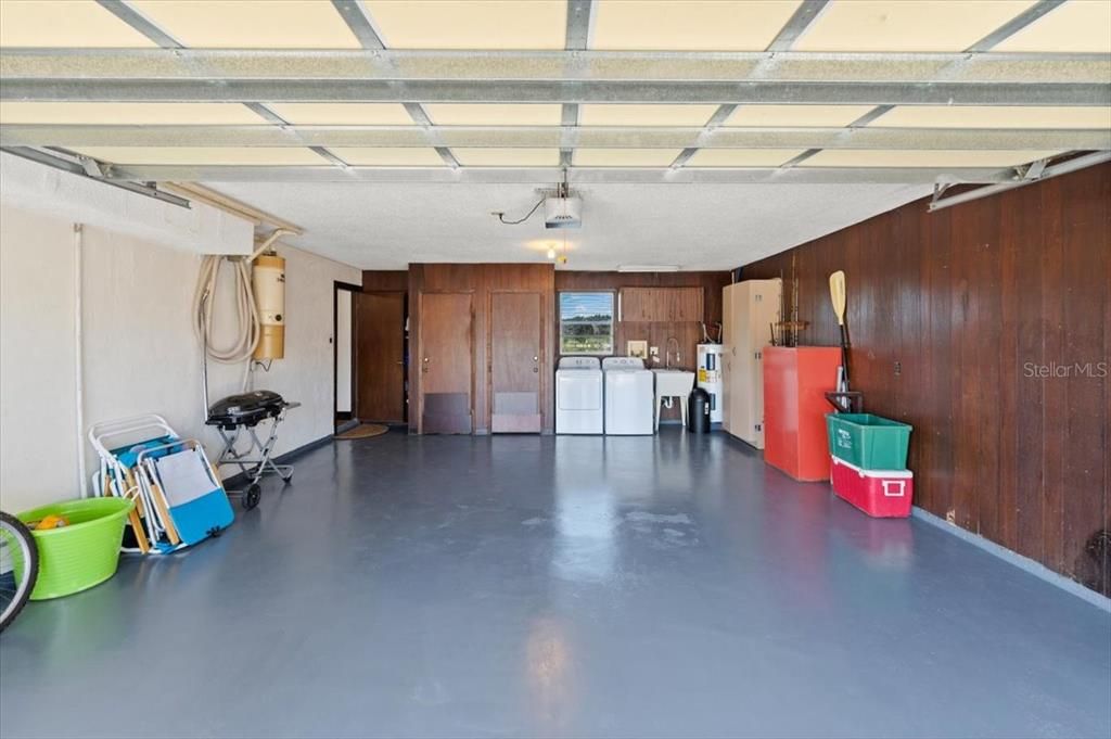 Garage, Interior, Washer, Wooden Walls
