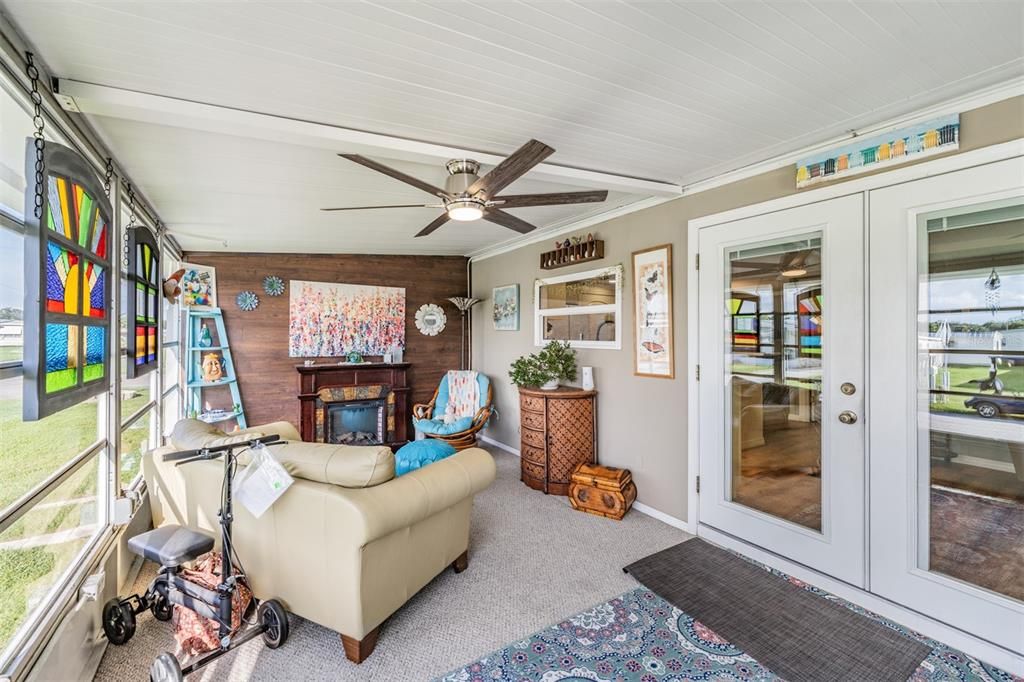 Fireplace, Interior, Living room