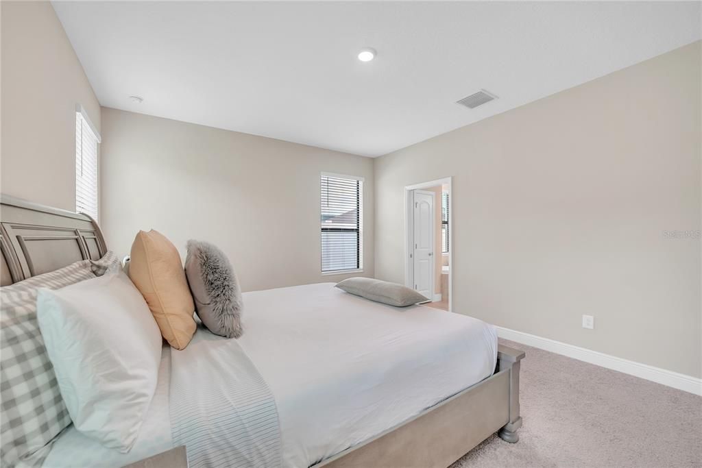 Bedroom, Interior, Recessed Lighting