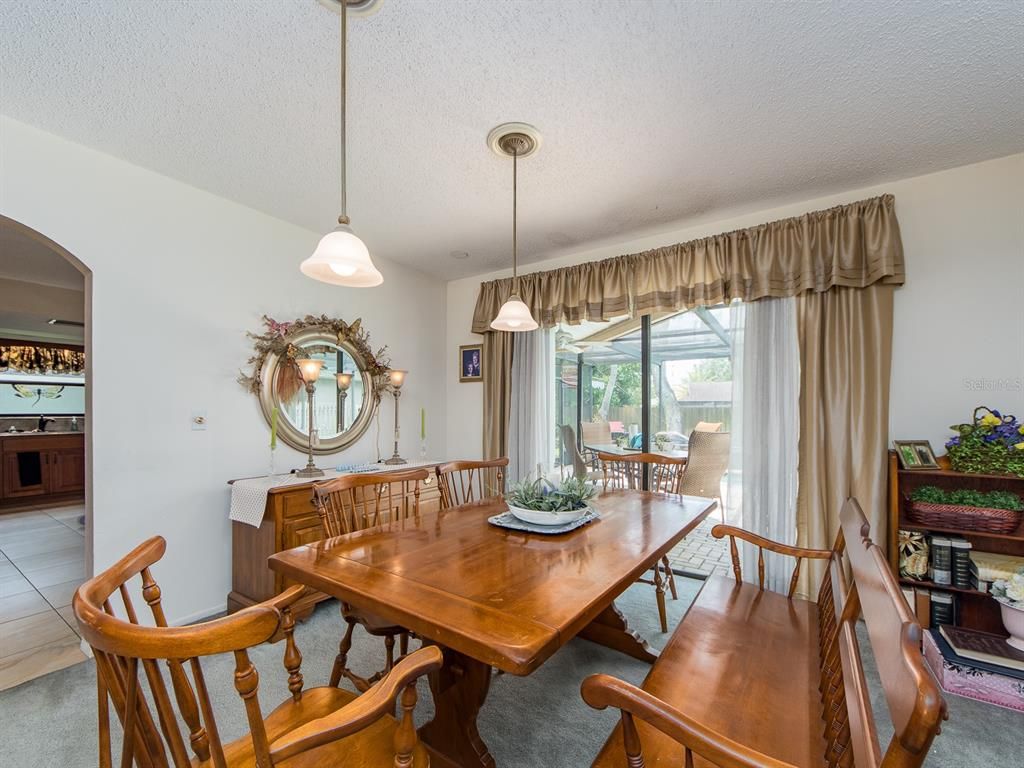 Dining room, Interior, Pendant Lights