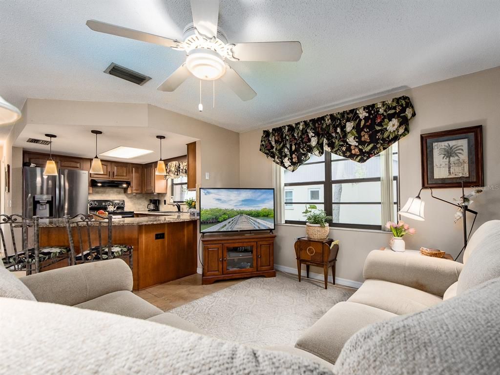 Interior, Kitchen, Living room, Pendant Lights, Stainless Steel Appliances