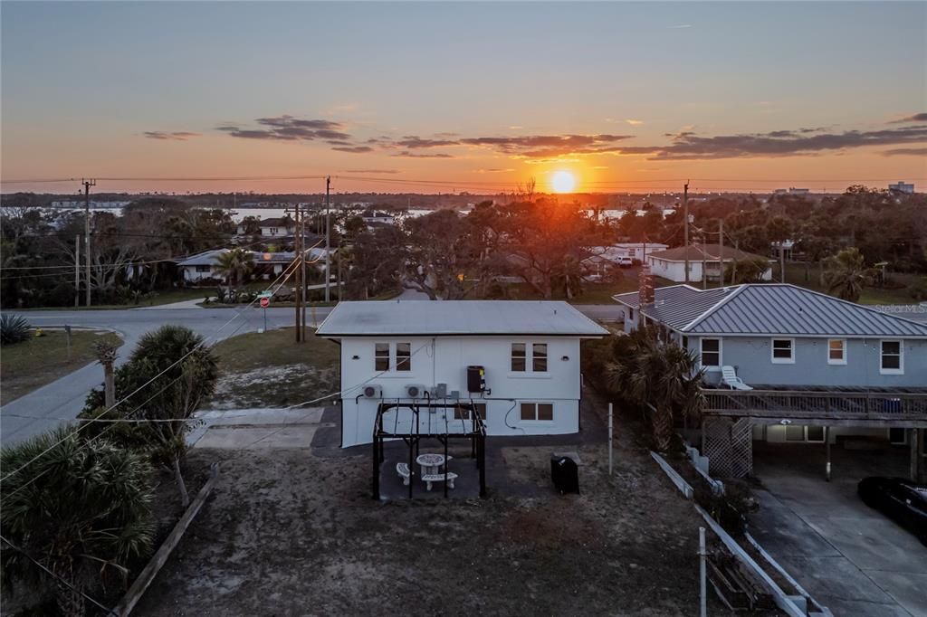 Exterior, Drone