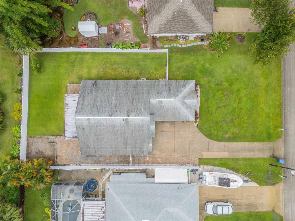 Exterior, Drone