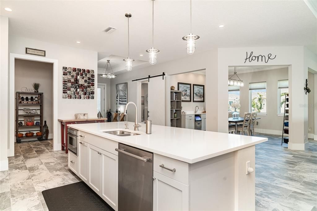 Dining room, Interior, Kitchen, Marble, Pendant Lights, Recessed Lighting, Stainless Steel Appliances