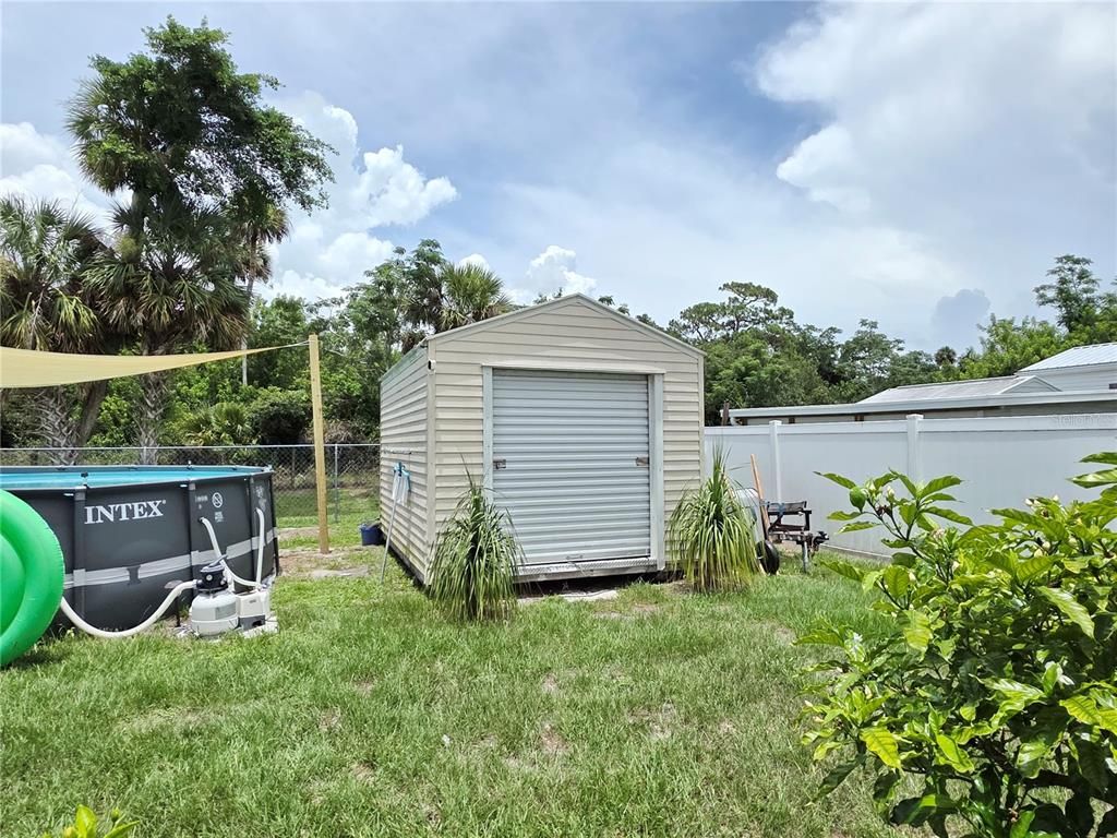Backyard, Exterior, Pool