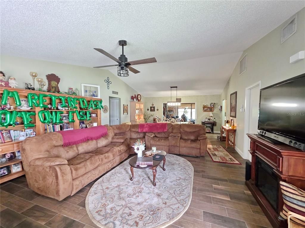 Interior, Living room, Pendant Lights, Wood Texture Flooring