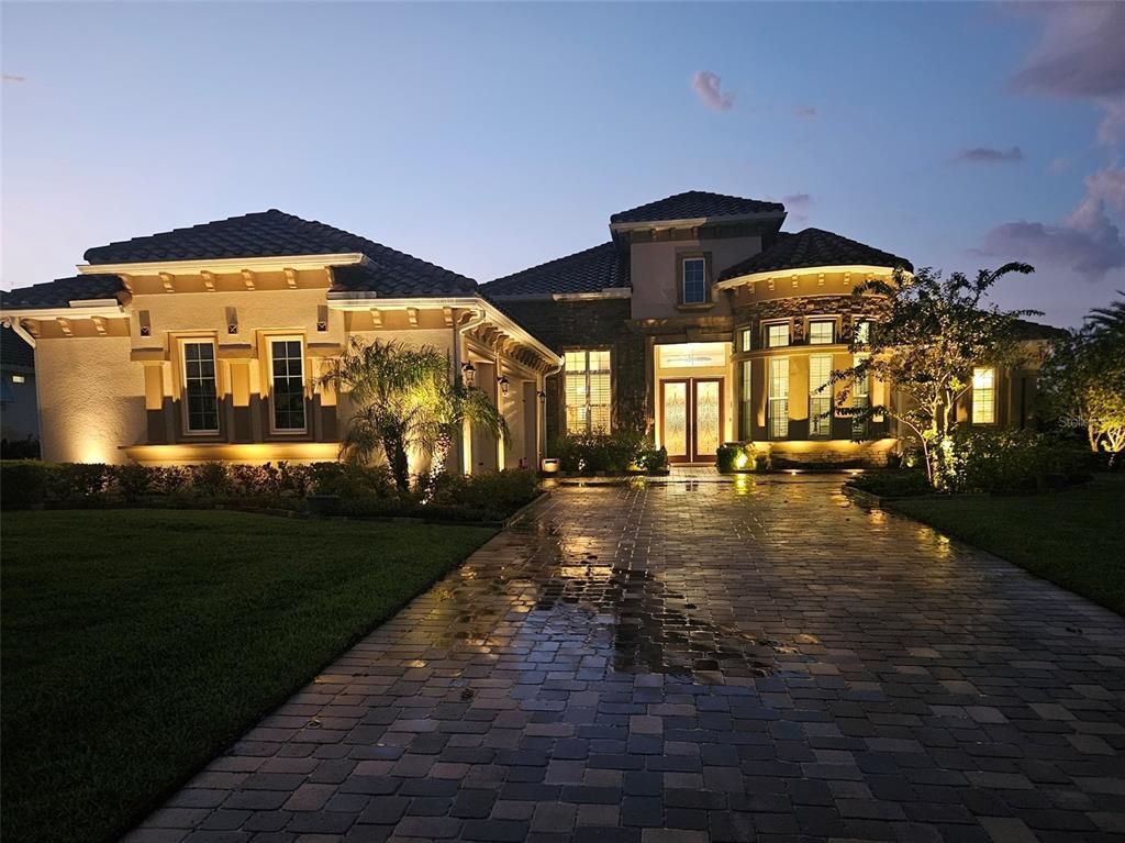 Exterior, Facade, Mediterranean