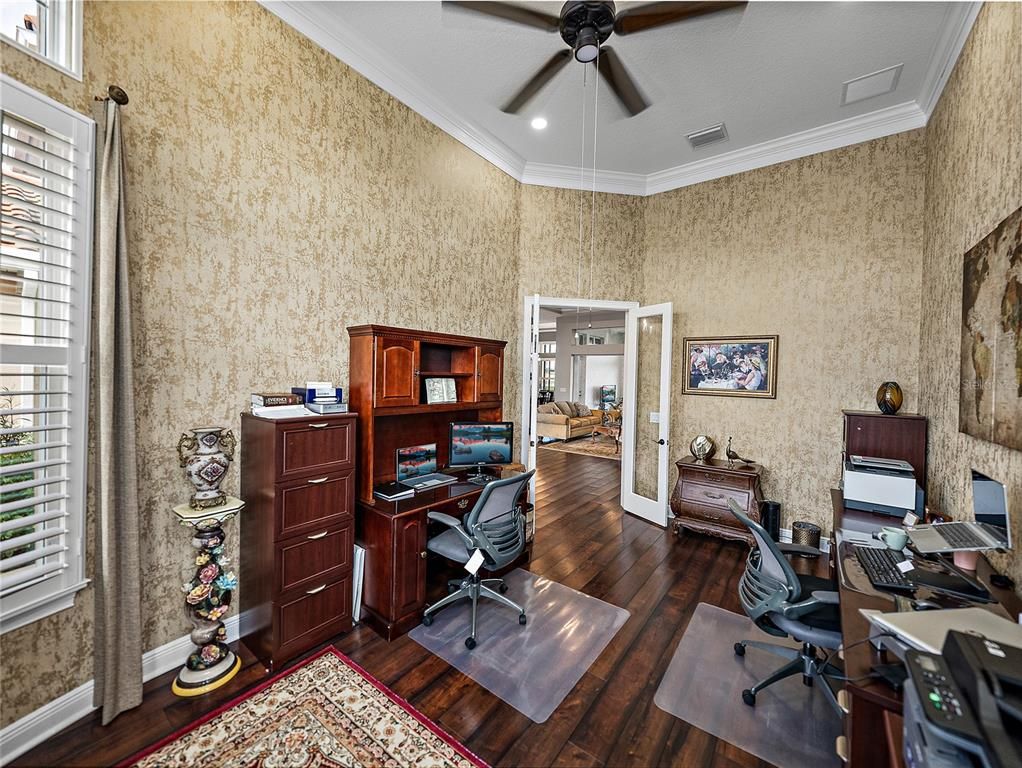 Home Office, Interior, Recessed Lighting, Wood Texture Flooring