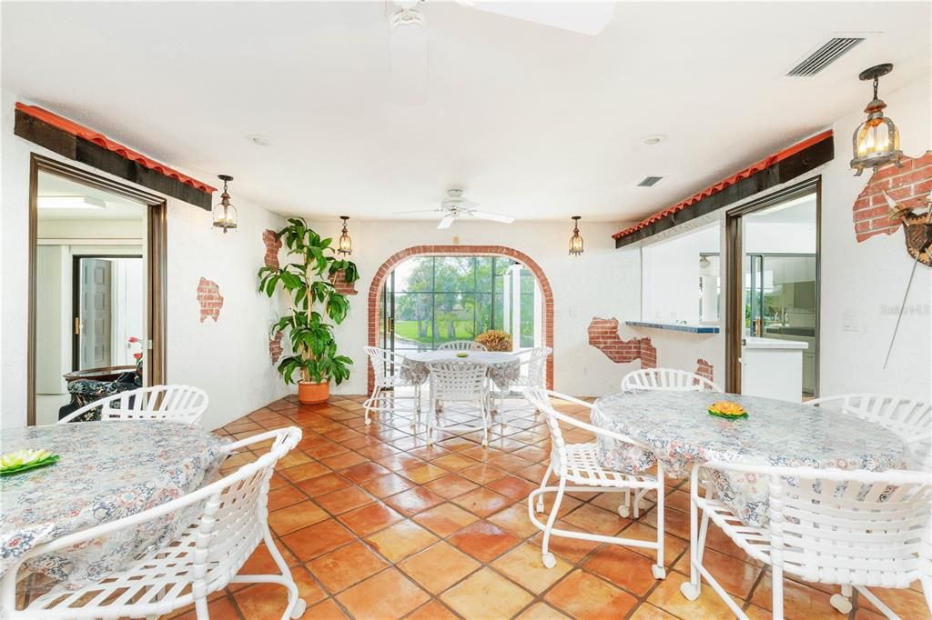 Dining room, Interior, Pendant Lights
