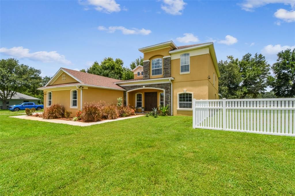 Backyard, Exterior