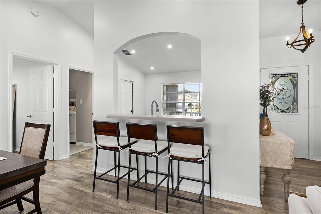 Interior, Pendant Lights, Recessed Lighting, Wood Texture Flooring