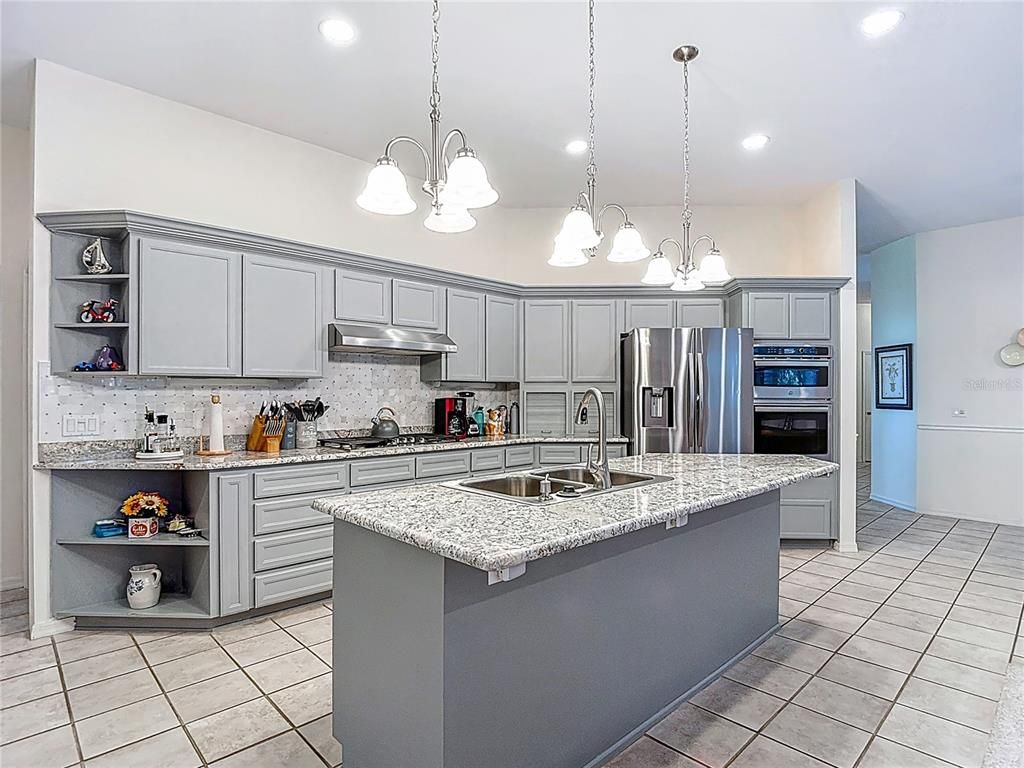 Interior, Kitchen, Pendant Lights, Recessed Lighting, Stainless Steel Appliances