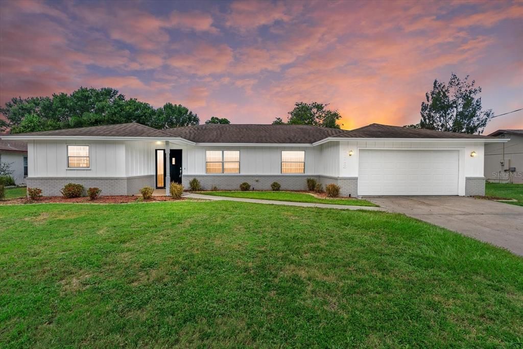 Attached, Backyard, Exterior, Facade, Ranch