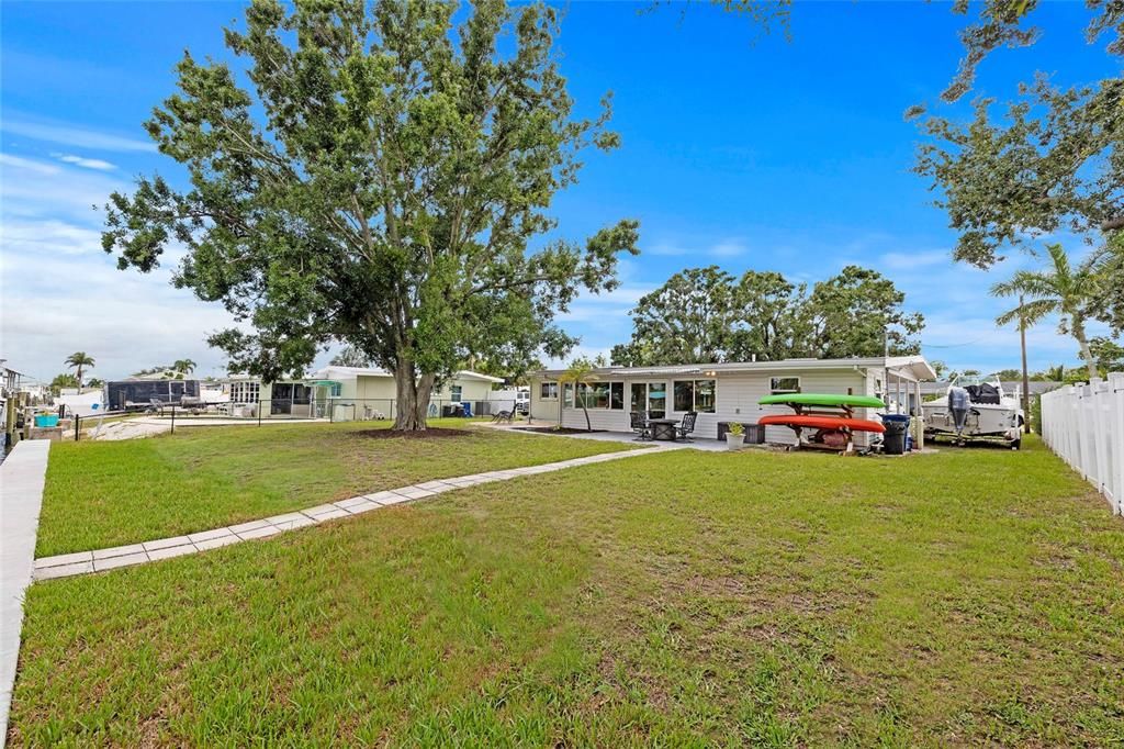 Backyard, Exterior
