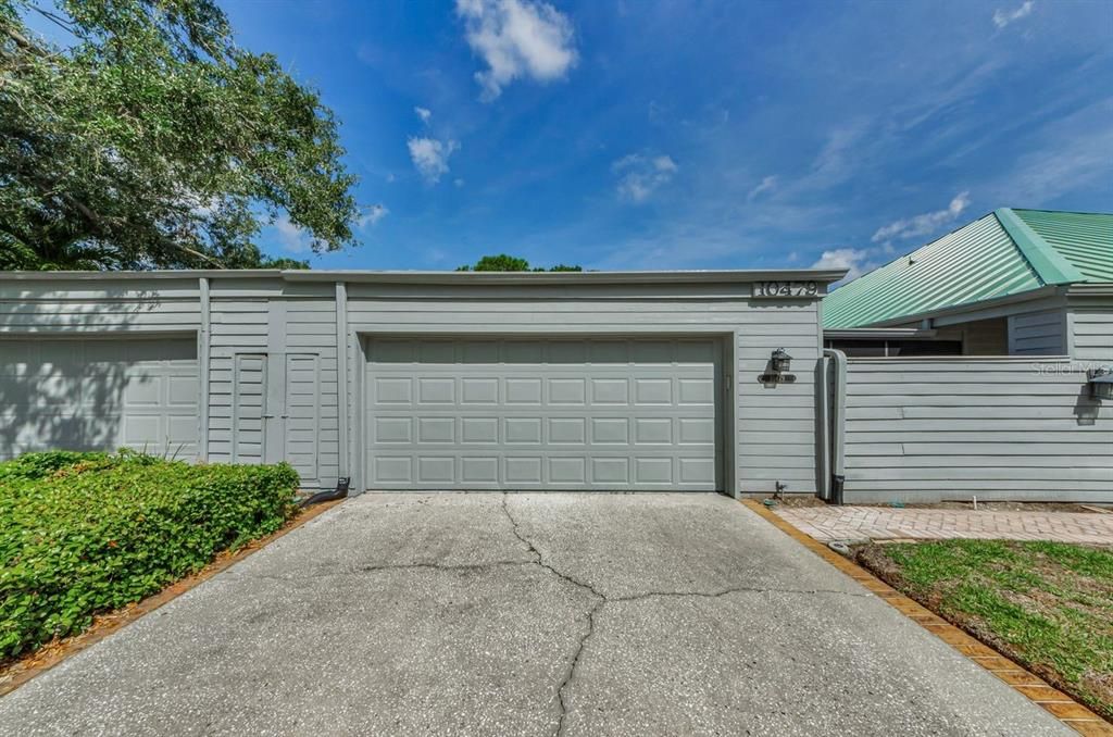 Detached Garage, Exterior