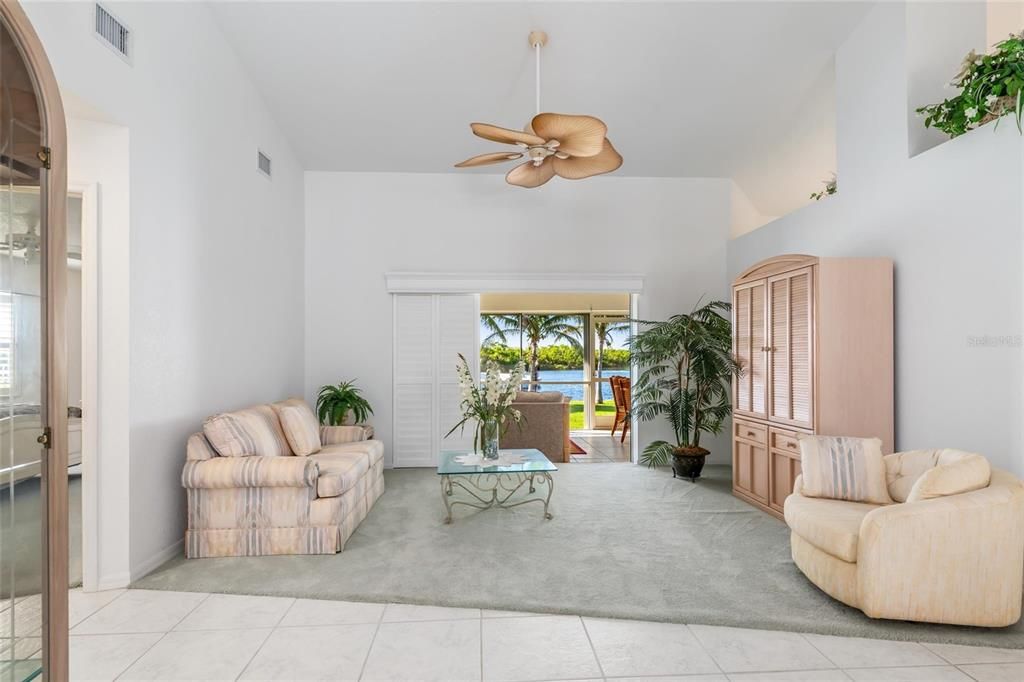 Interior, Living room, Water