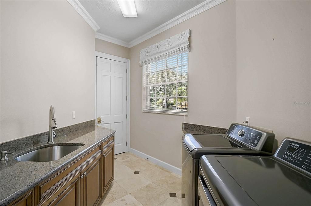 Interior, Washer