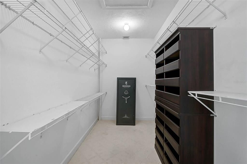 Interior, Walk-in Closets