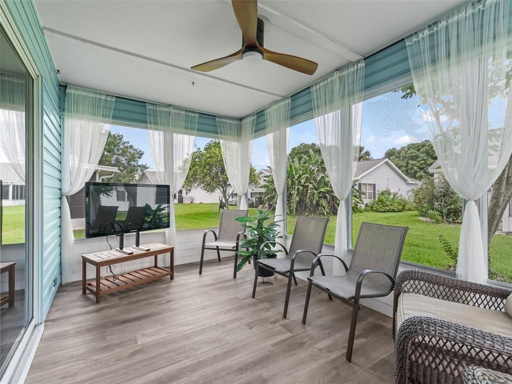 Interior, Sun Room, Wood Texture Flooring