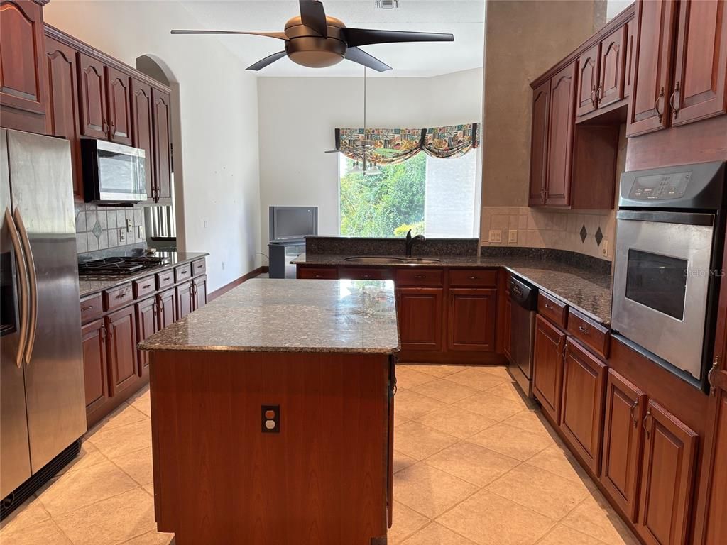 Chandelier, Interior, Kitchen