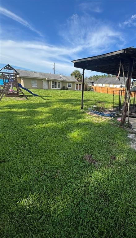 Backyard, Exterior, Playground