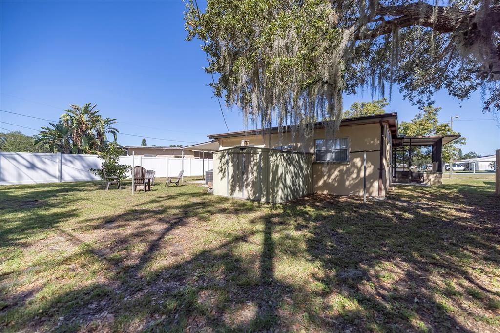 Backyard, Exterior