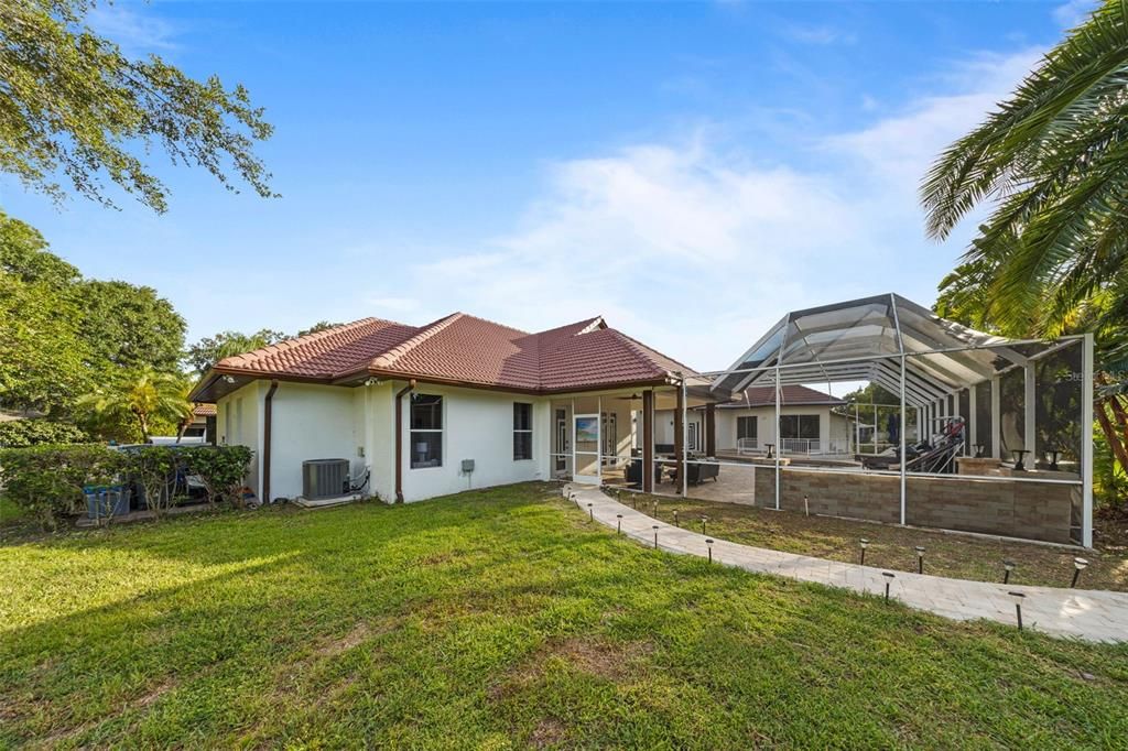 Backyard, Exterior