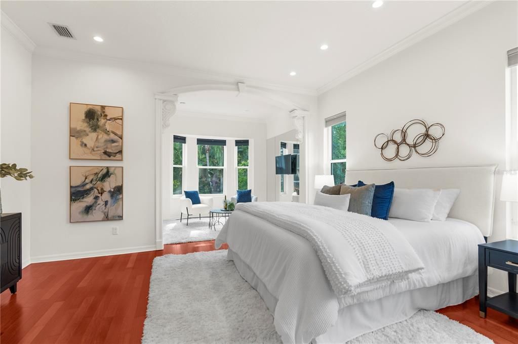 Bedroom, Interior, Recessed Lighting, Wood Texture Flooring